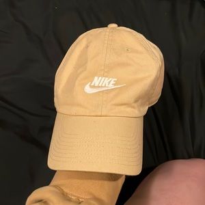 yellow Nike hat